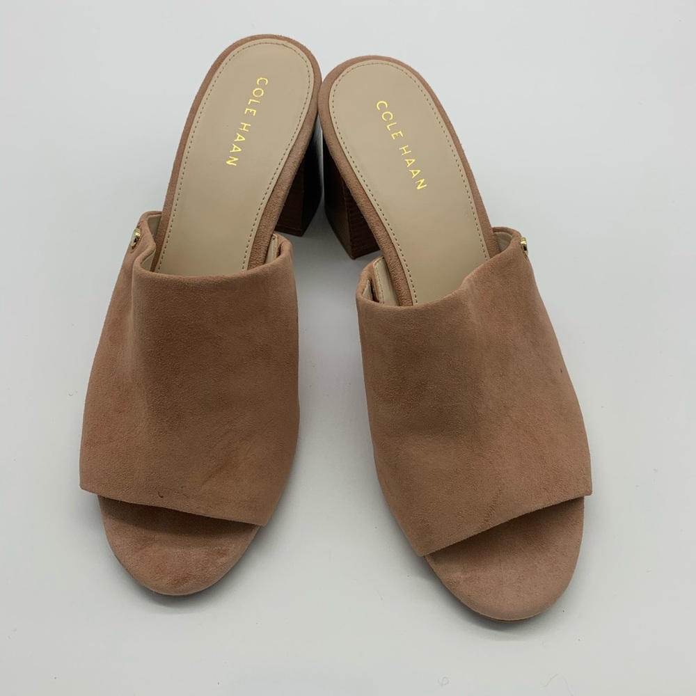 COPY - COLE HAAN tan suede shoes EUC. Size 7.